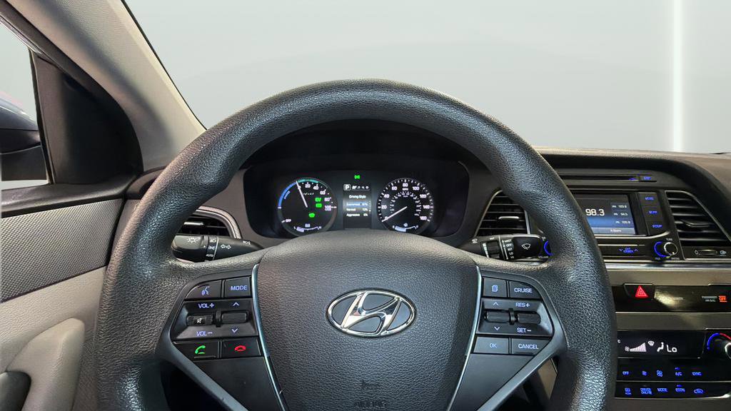 Used 2016 Hyundai Sonata SE image 28