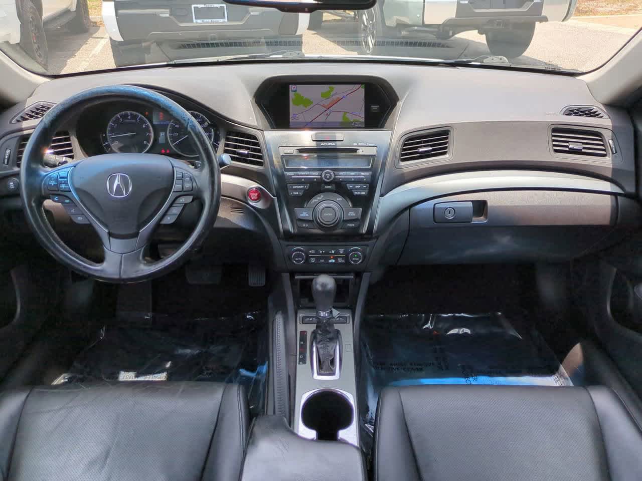 Used 2015 Acura ILX w/ Technology Package FWD image 14