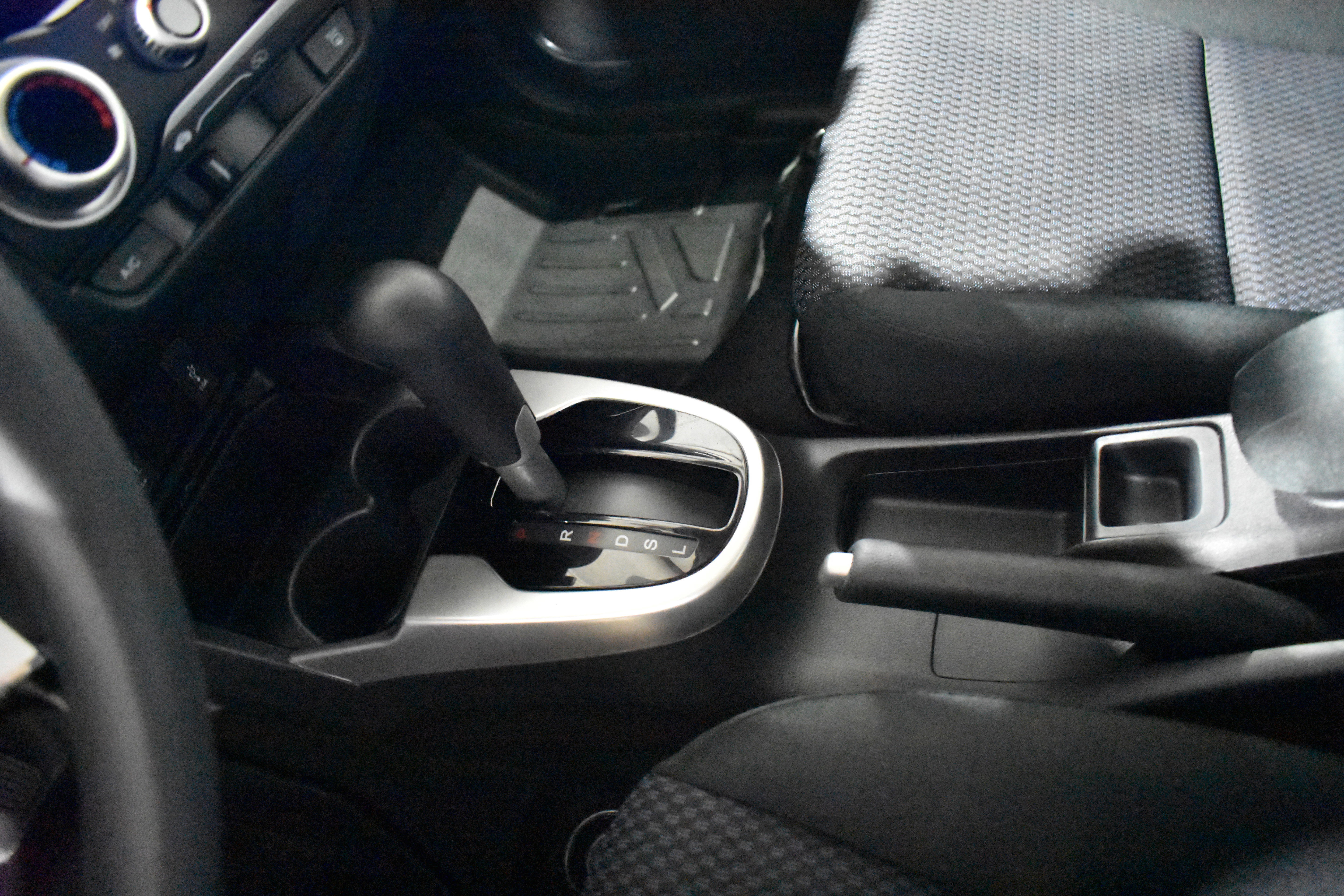 Used 2019 Honda Fit LX image 24