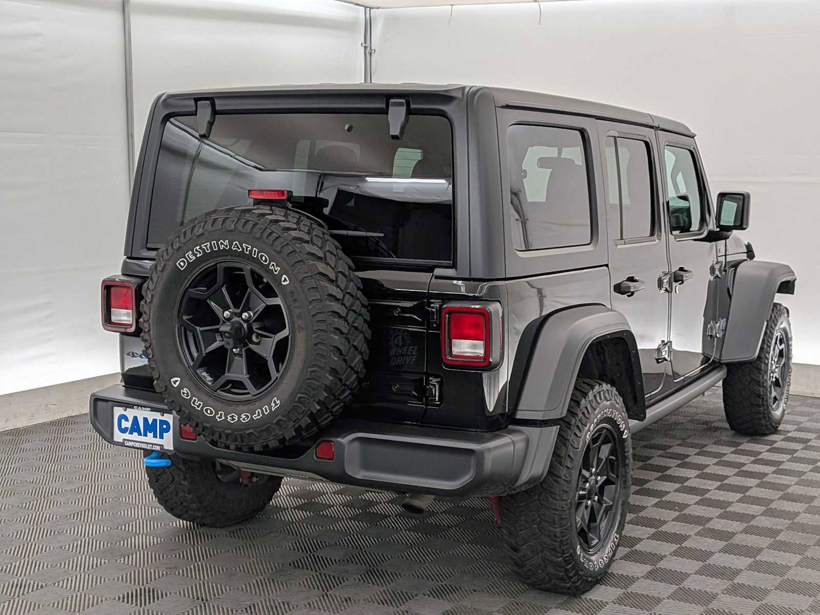 Used 2023 Jeep Wrangler Unlimited w/ Cold Weather Group image 5