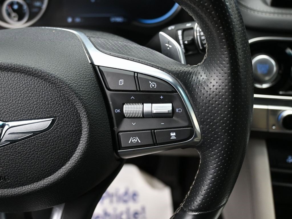 Used 2023 Genesis G70 2.0T image 19