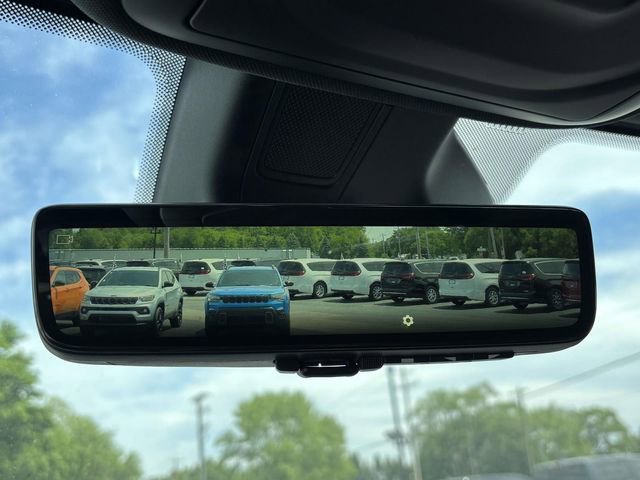 New 2026 Jeep Grand Cherokee Limited AWD/4WD image 28
