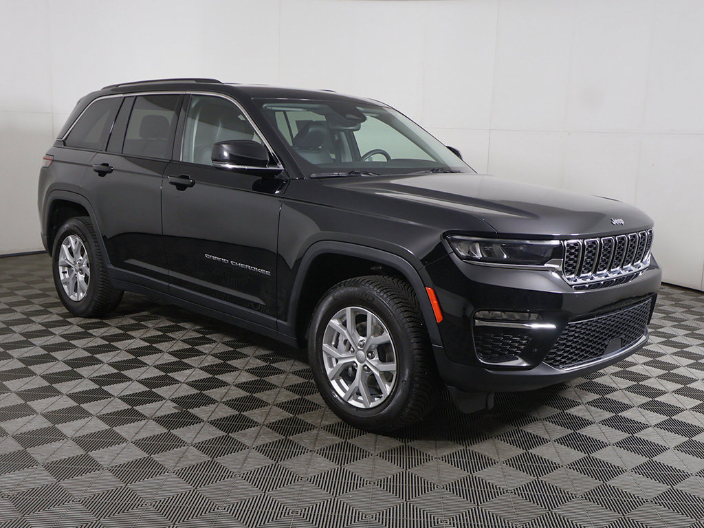 Used 2023 Jeep Grand Cherokee Limited AWD/4WD image 53