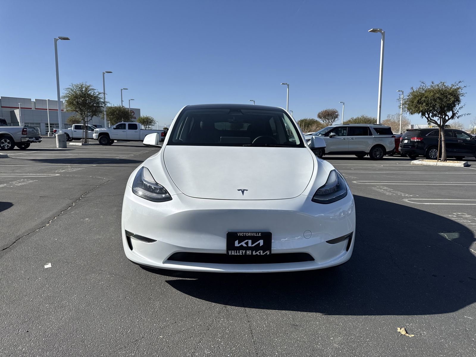 Used 2023 Tesla Model Y Long Range image 2
