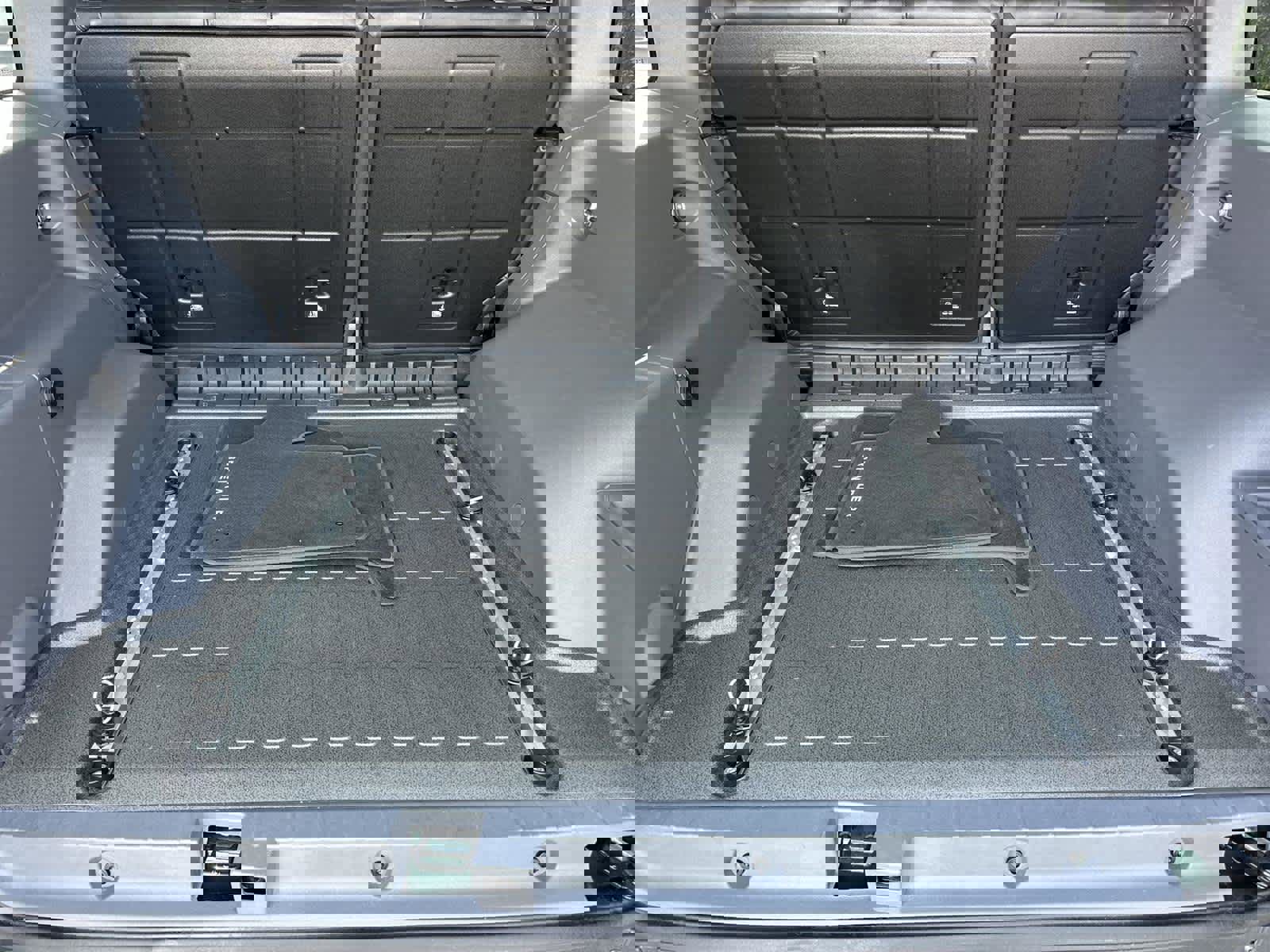 Used 2024 INEOS Grenadier image 19