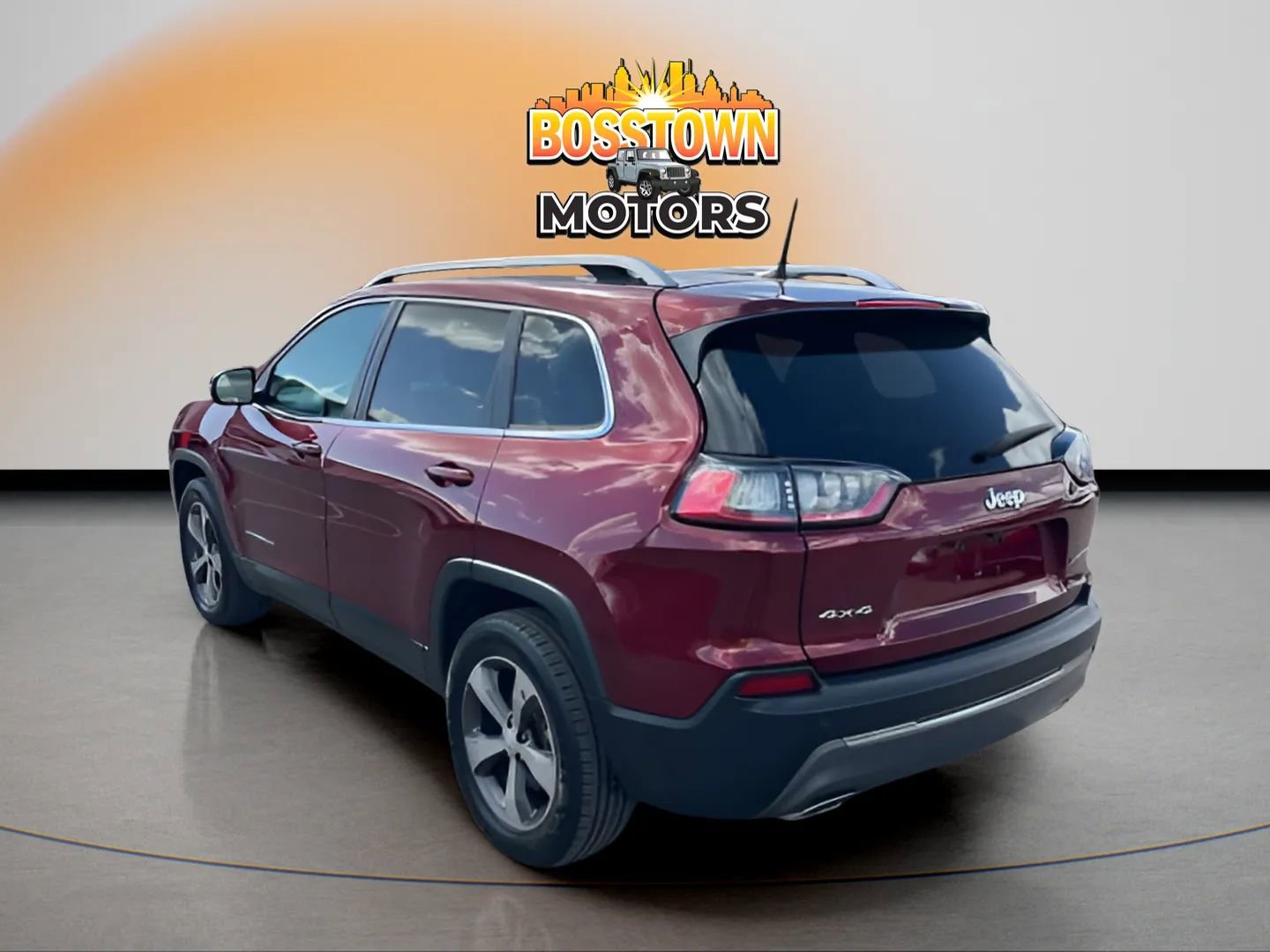 Used 2019 Jeep Cherokee Limited AWD/4WD image 3