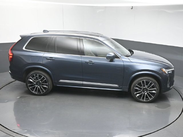 Used 2026 Volvo XC90 B6 Plus w/ Protection Package Premier AWD/4WD image 51
