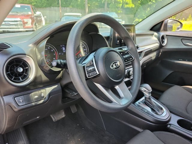 Used 2021 Kia Forte LXS FWD image 9