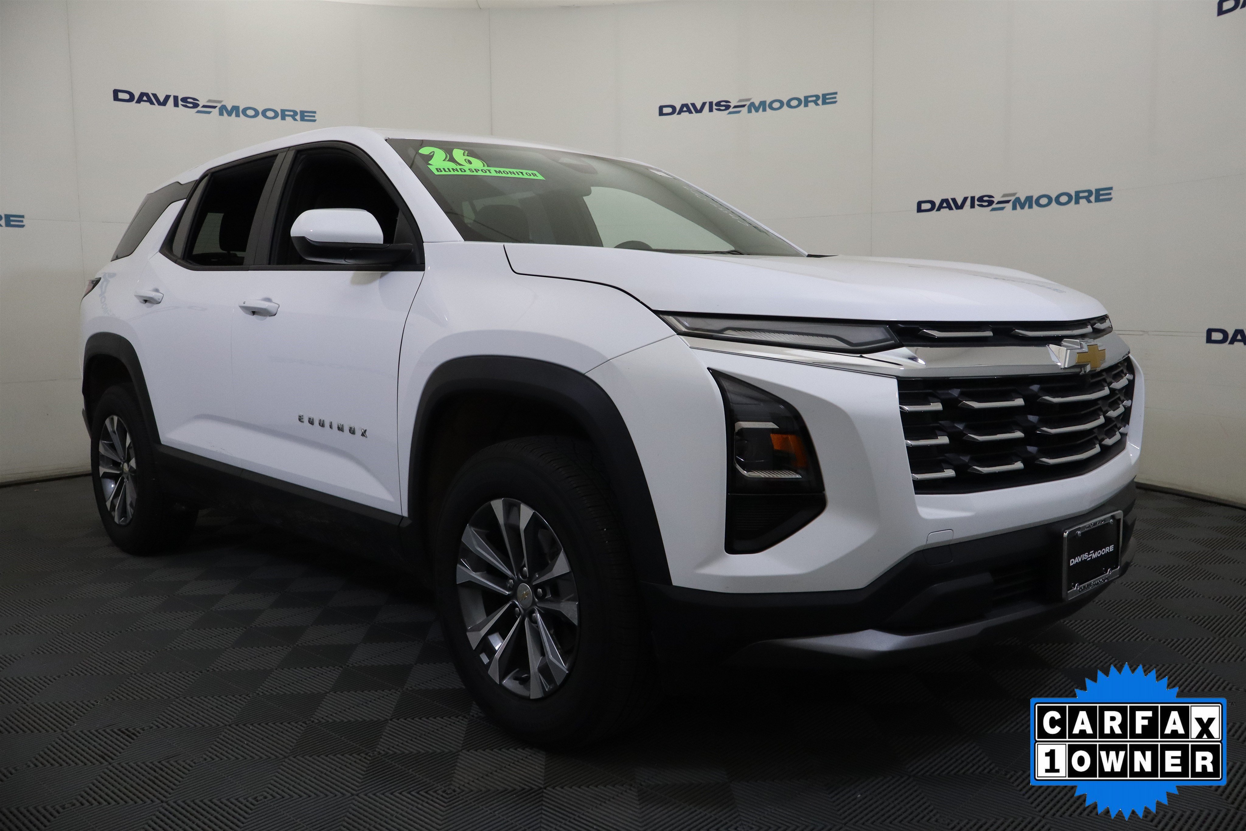 Used 2026 Chevrolet Equinox LT FWD image 3