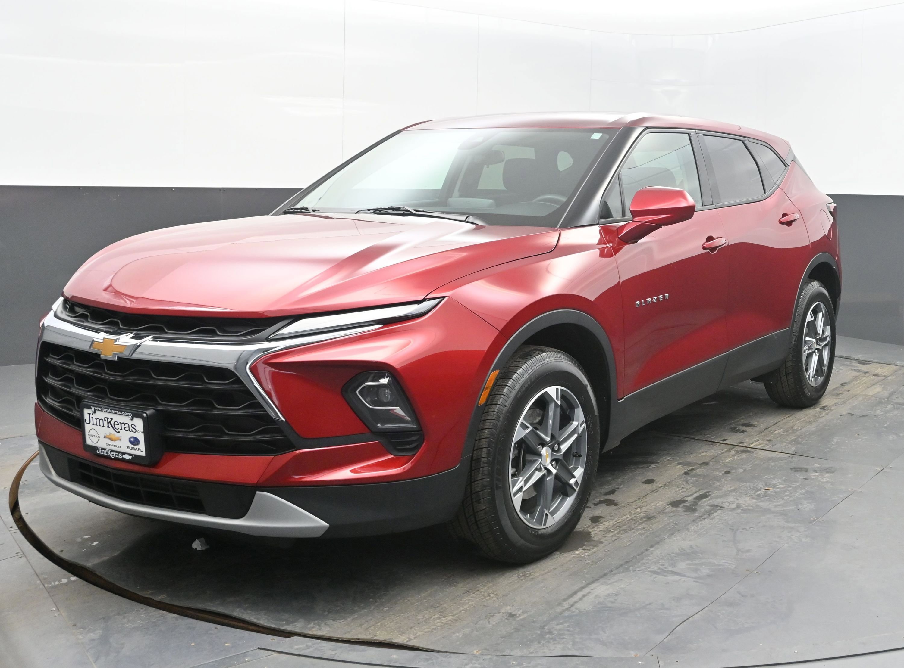 Used 2025 Chevrolet Blazer LT image 4