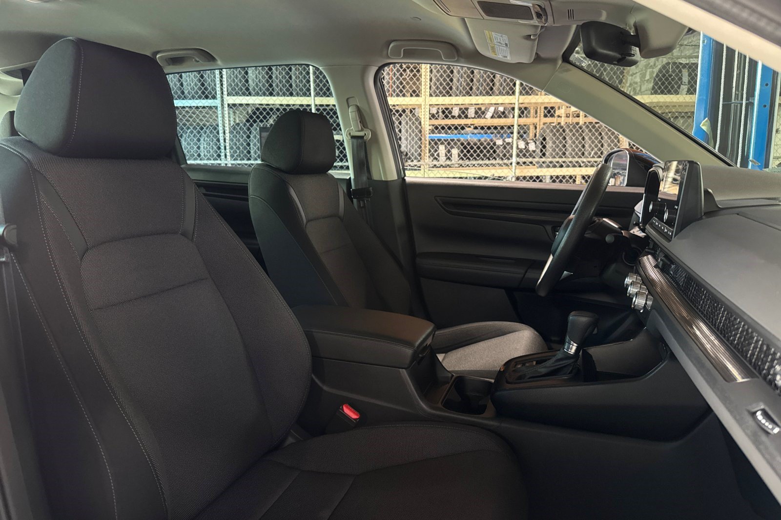 Used 2024 Honda CR-V LX image 27