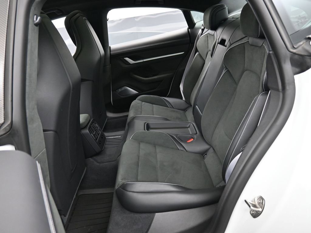 Certified 2025 Porsche Taycan GTS AWD/4WD image 26