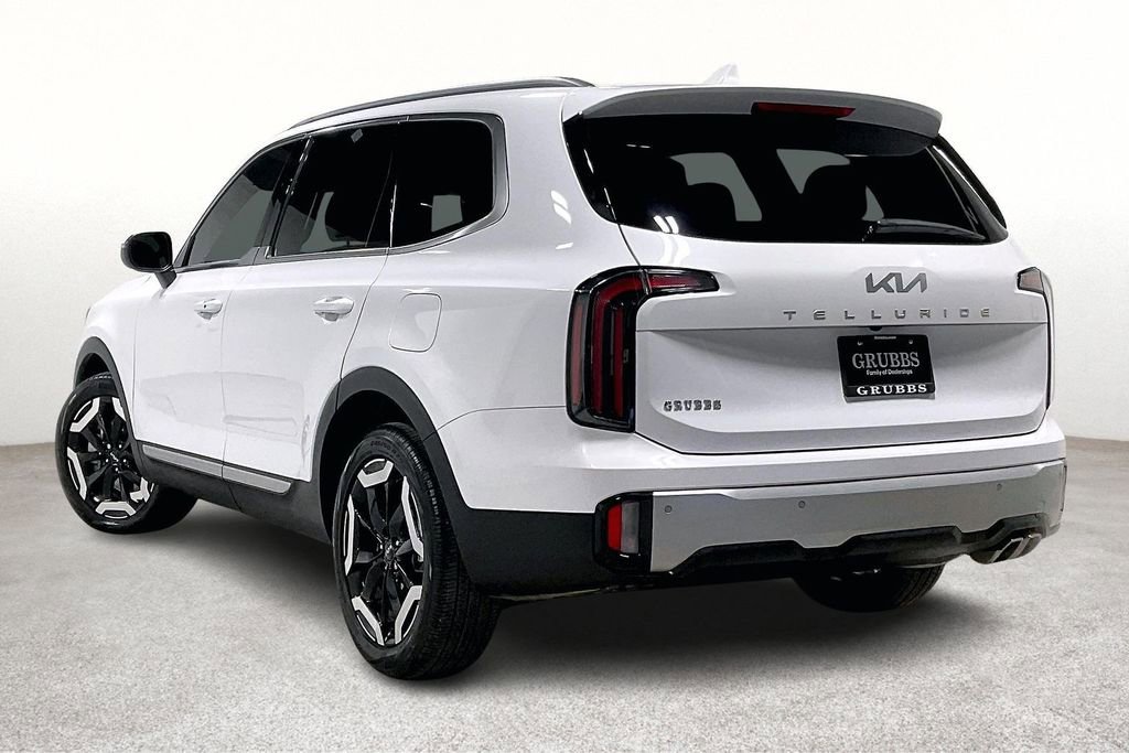 Used 2024 Kia Telluride EX image 15