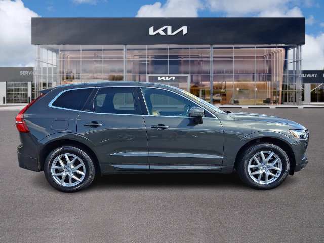 Used 2020 Volvo XC60 T5 Momentum AWD/4WD image 7