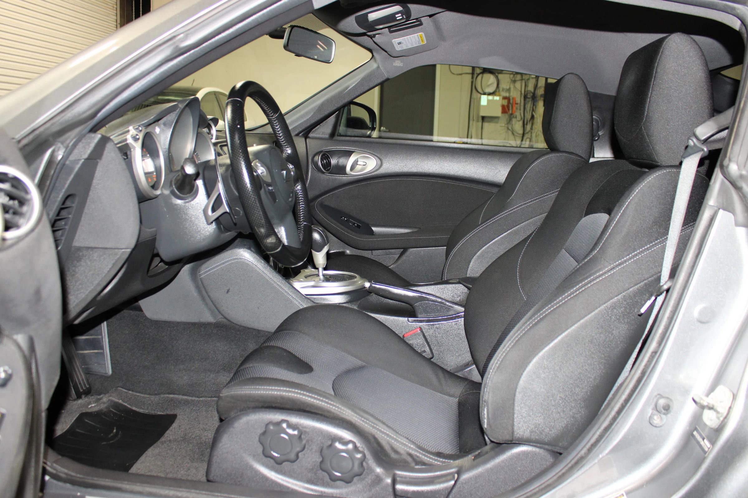 Used 2012 Nissan 370Z Coupe w/ Sport Pkg RWD image 9