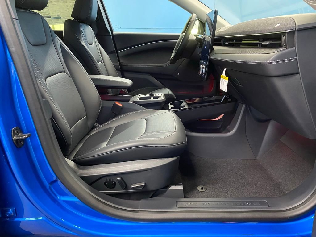 New 2025 Ford Mustang Mach-E Premium image 45