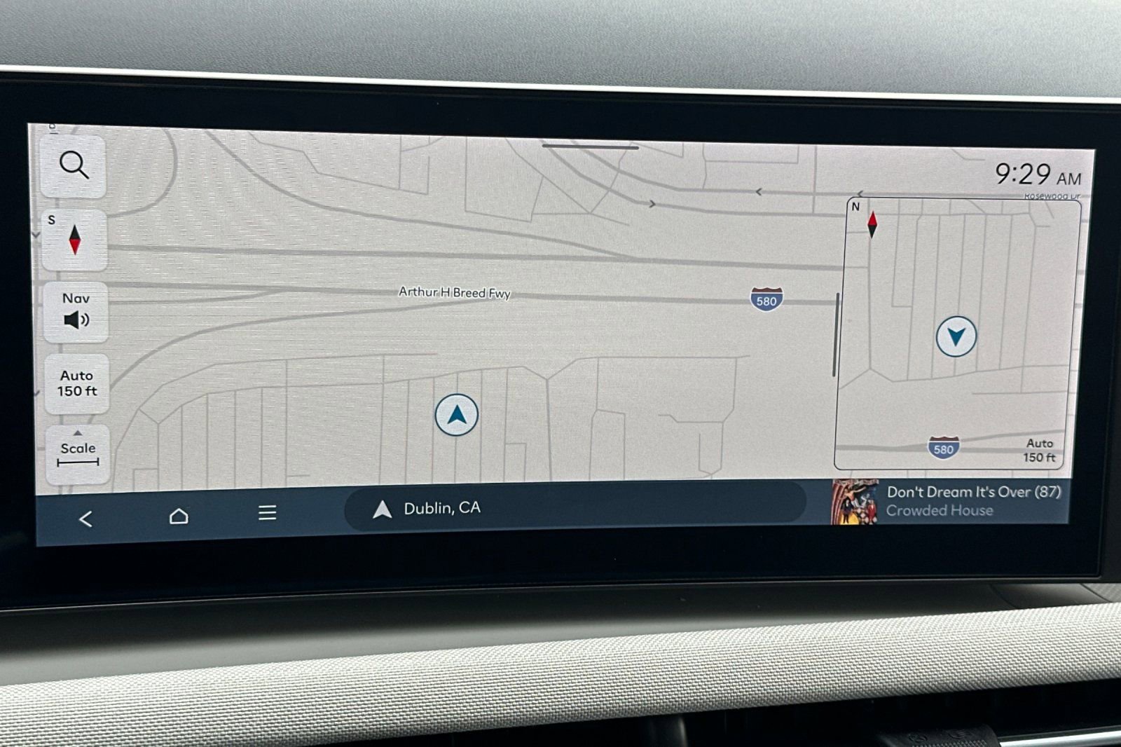 Used 2025 Hyundai Tucson Limited image 45