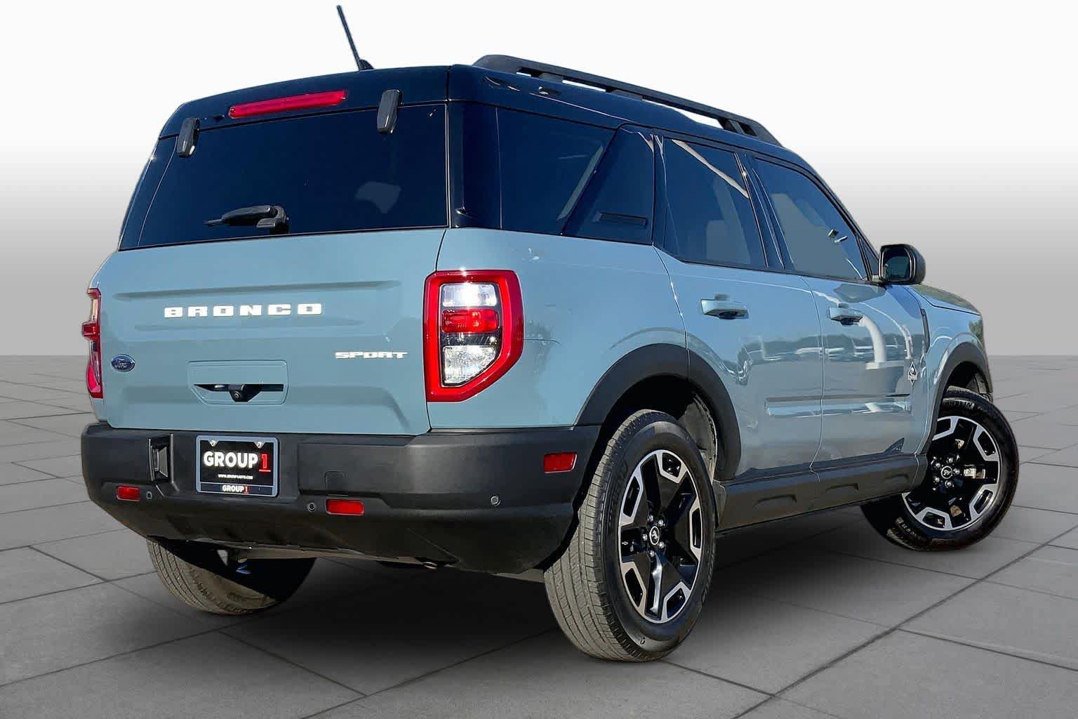 Used 2023 Ford Bronco Sport Outer Banks w/ Tech Package AWD/4WD image 13
