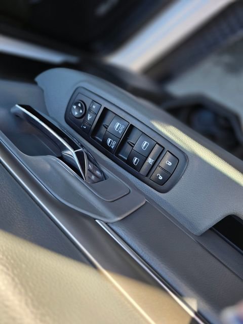 Used 2018 RAM 2500 Big Horn image 18