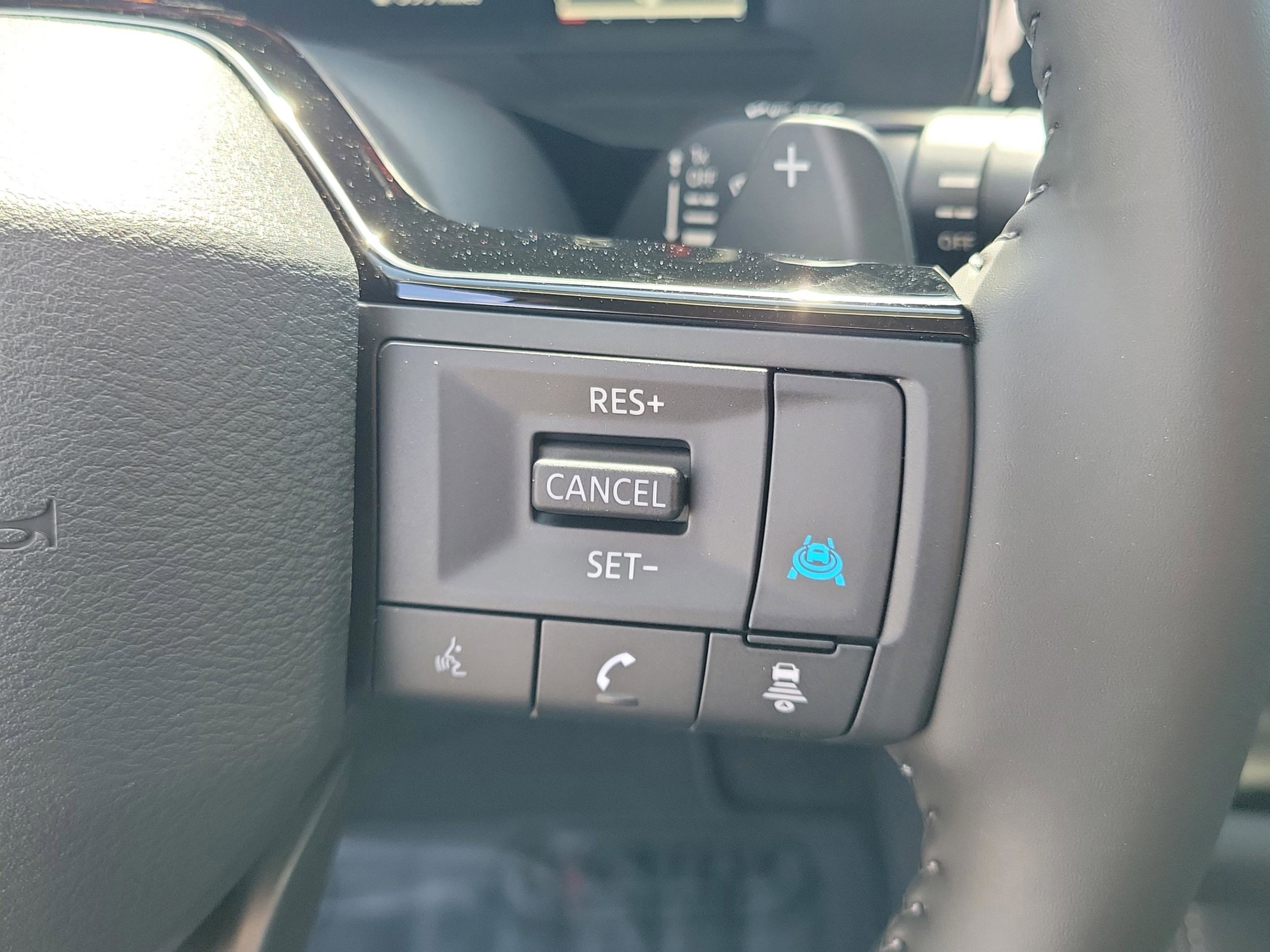 New 2026 Nissan Pathfinder SL image 24