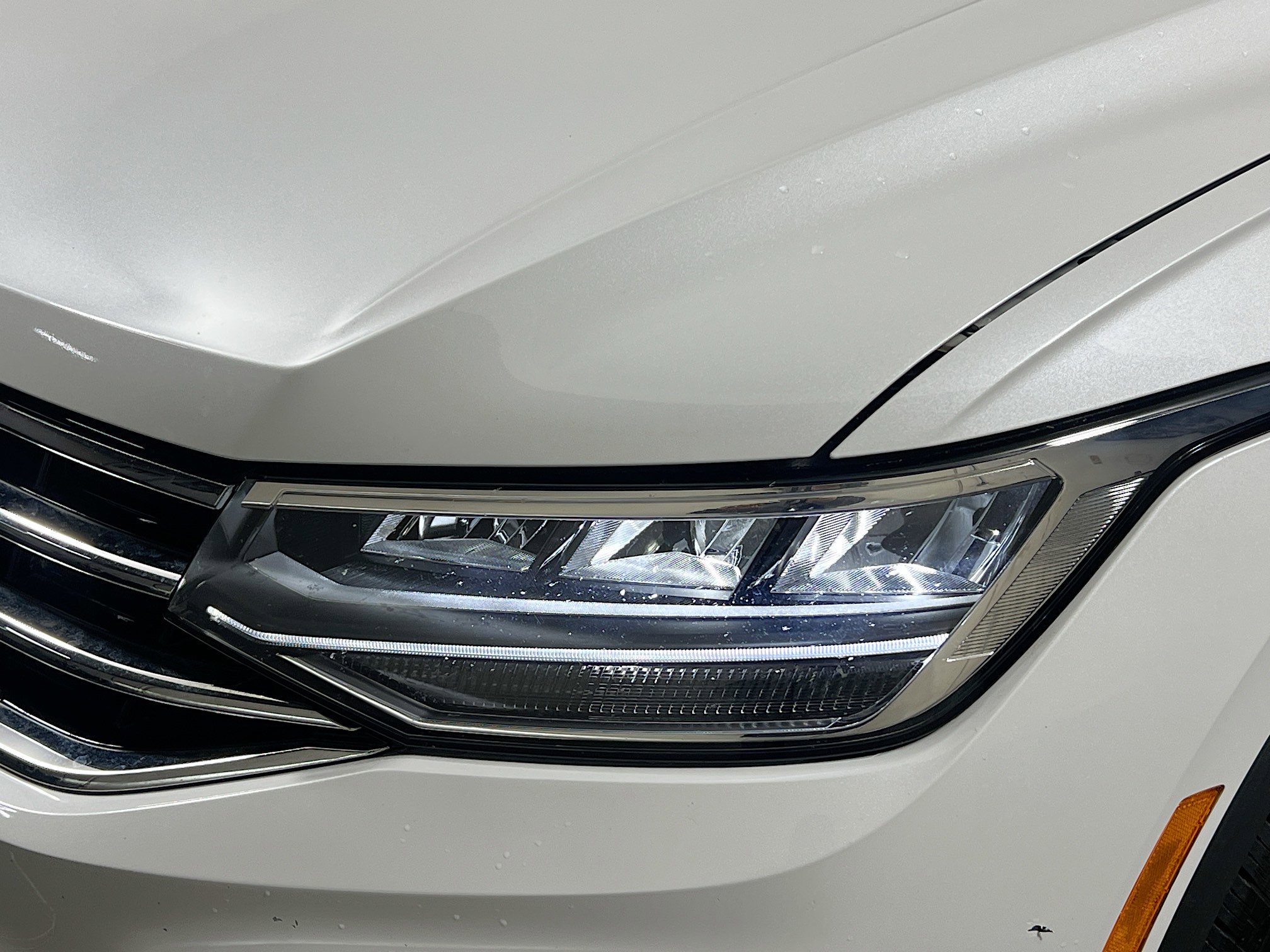 Used 2023 Volkswagen Tiguan SE image 11