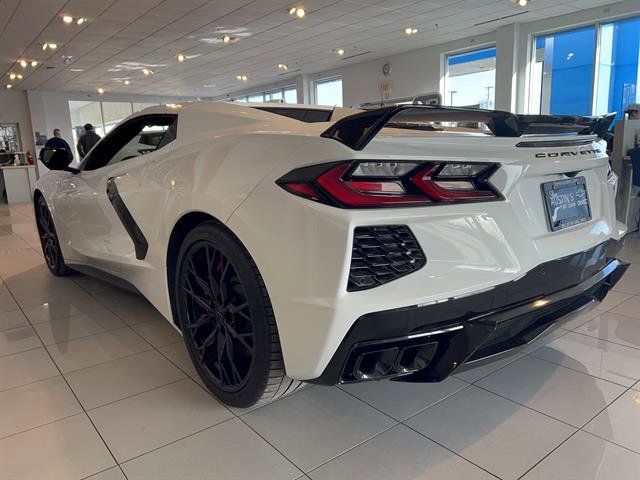 Used 2023 Chevrolet Corvette Stingray w/ Z51 Performance Package image 5