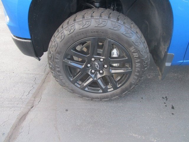 Certified 2023 Chevrolet Silverado 1500 Custom Trail Boss image 3