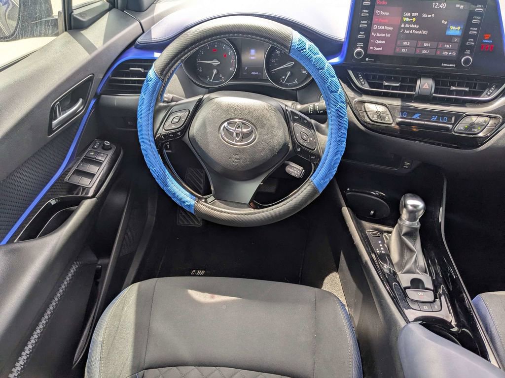 Used 2020 Toyota C-HR XLE FWD image 16