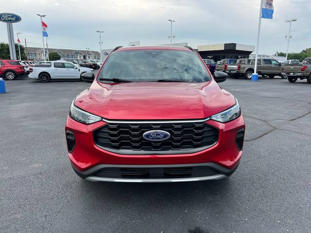 Used 2025 Ford Escape ST-Line AWD/4WD image 2