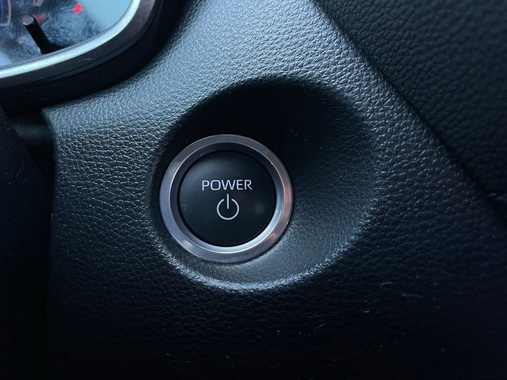 Used 2023 Toyota Corolla Cross XSE w/ Convenience Package image 23