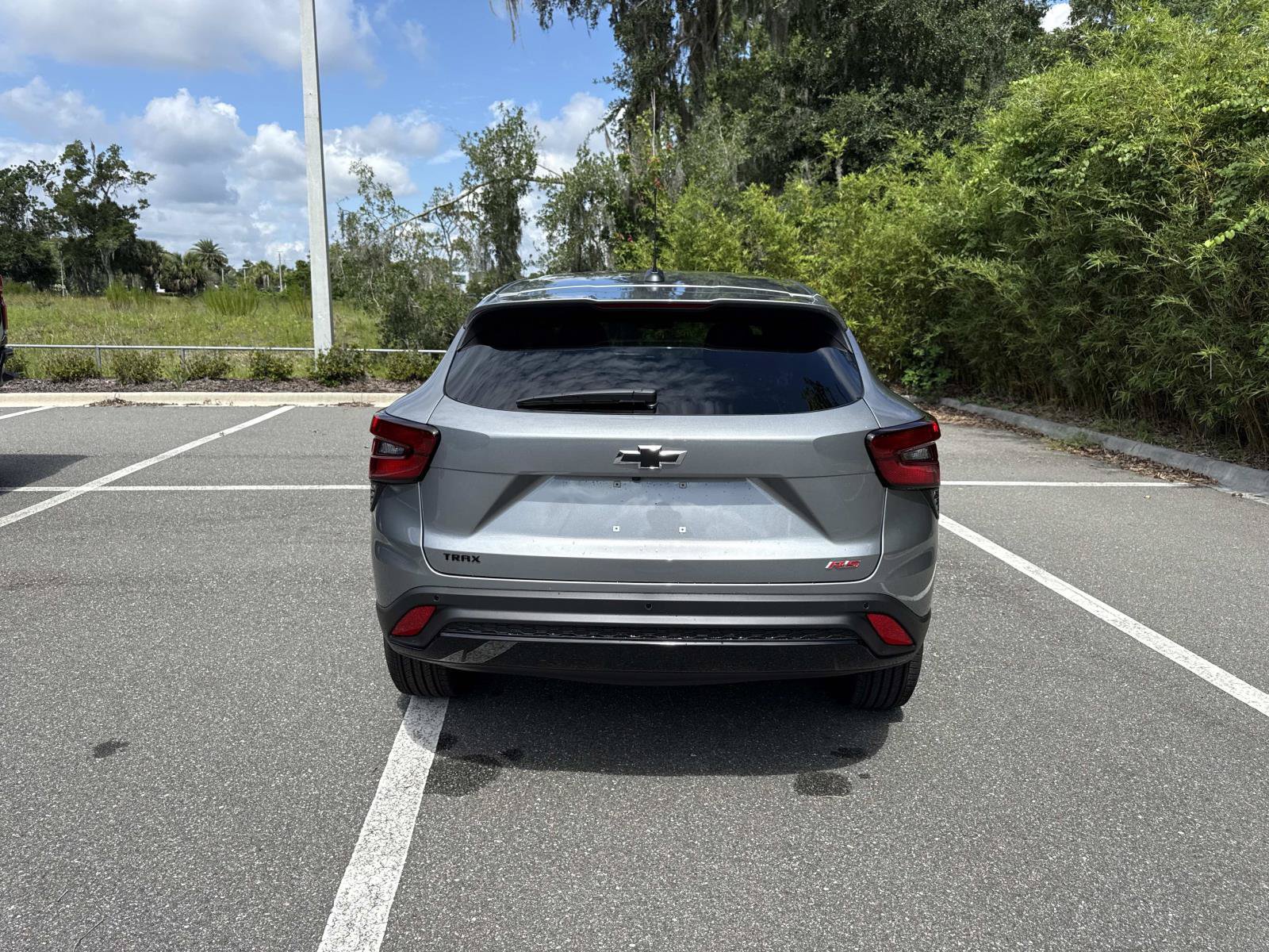 New 2026 Chevrolet Trax RS w/ Sunroof Package FWD image 4