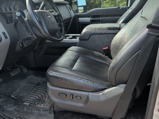 Used 2015 Ford F250 Lariat w/ Lariat Ultimate Package AWD/4WD image 11
