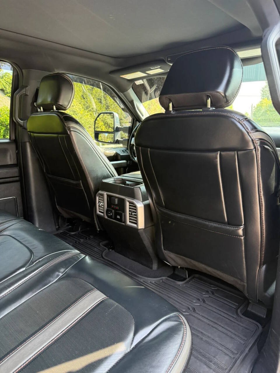 Used 2021 Ford F450 Platinum w/ FX4 Off-Road Package AWD/4WD image 22