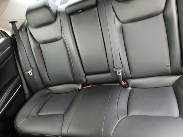 Used 2022 Chrysler 300 Touring L image 13