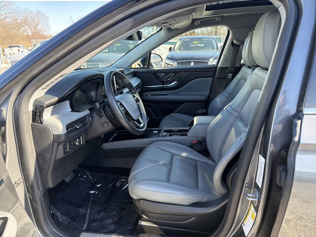 Used 2022 Lincoln Corsair Grand Touring image 11