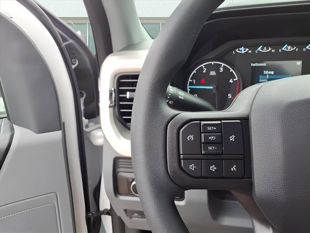 New 2025 Ford F550 2WD Regular Cab Super Duty image 8