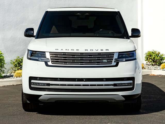 Certified 2024 Land Rover Range Rover Autobiography AWD/4WD image 3