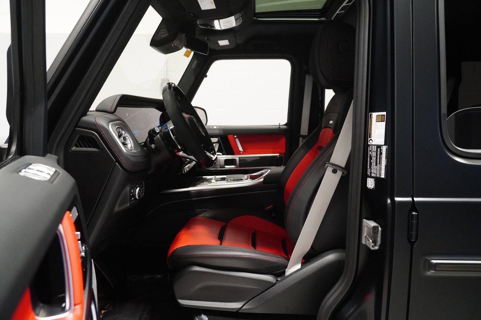 Certified 2025 Mercedes-Benz G 63 AMG 4MATIC image 11