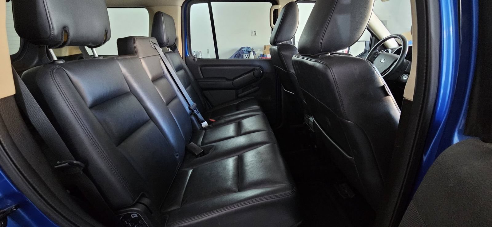 Used 2010 Ford Explorer XLT AWD/4WD image 18