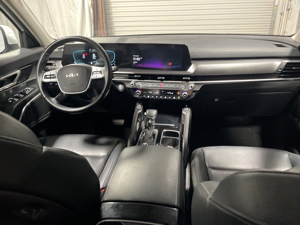 Used 2025 Kia Telluride S image 13