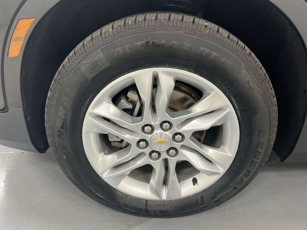Used 2019 Chevrolet Blazer LT FWD image 25
