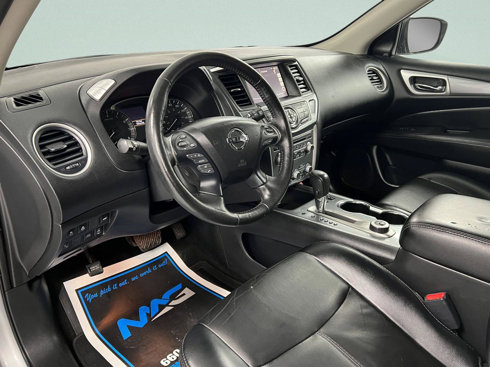 Used 2019 Nissan Pathfinder SL AWD/4WD image 13