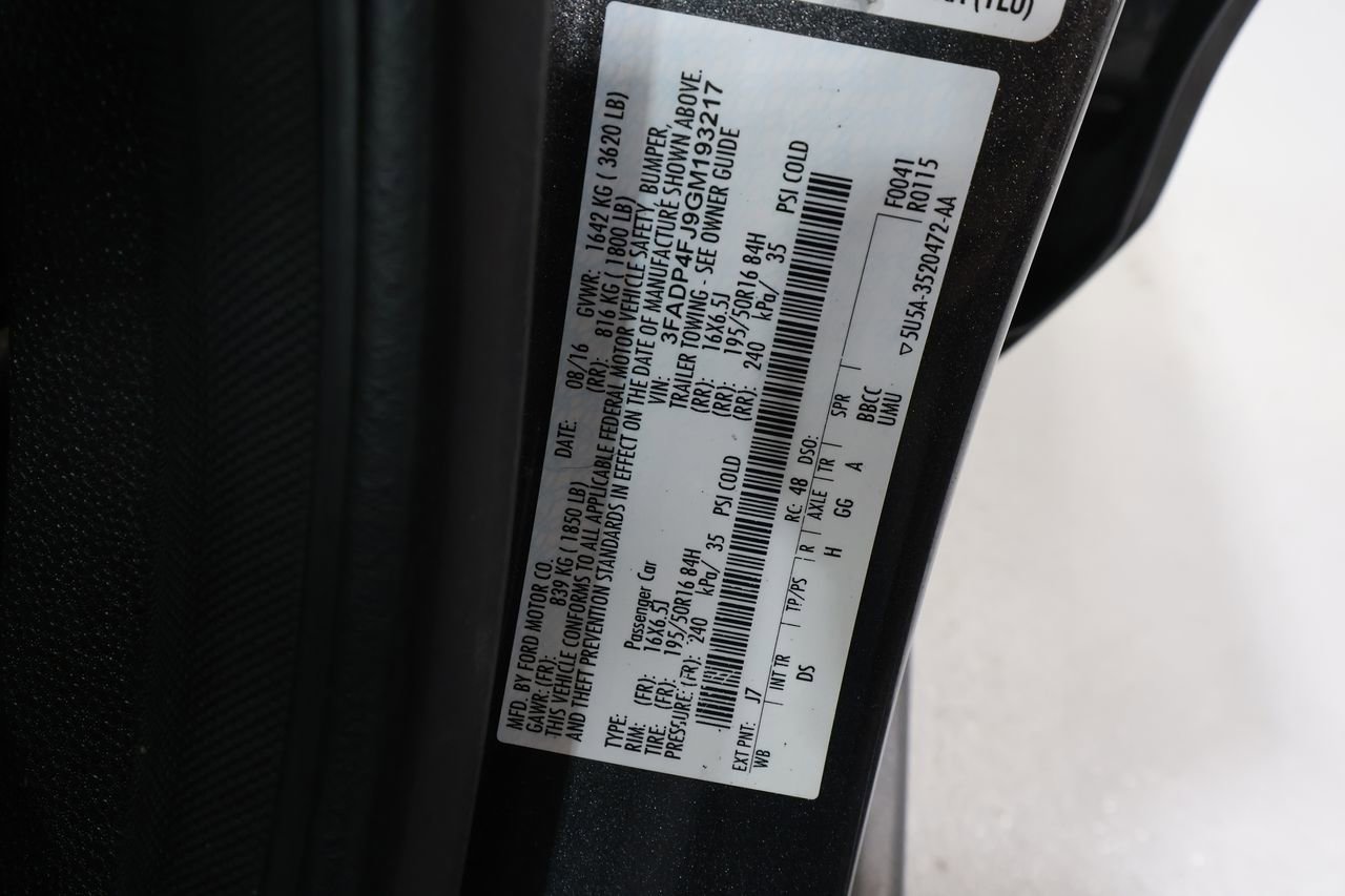 Used 2016 Ford Fiesta Titanium w/ Exterior Protection Package image 19