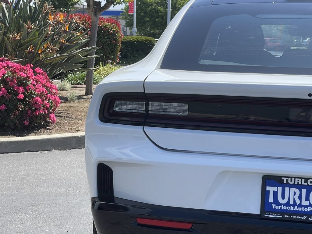 New 2026 Dodge Charger R/T w/ Blacktop Package AWD/4WD image 10