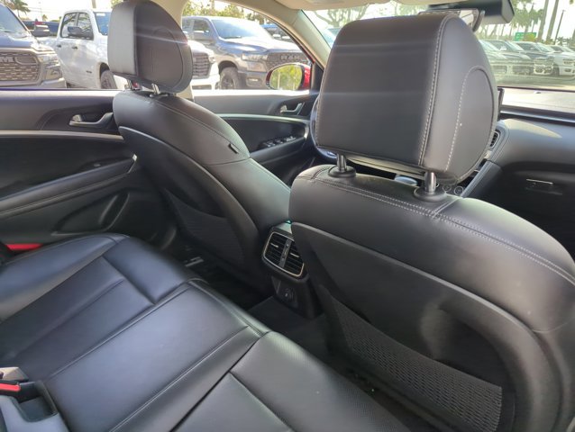 Used 2022 Genesis G70 2.0T image 19