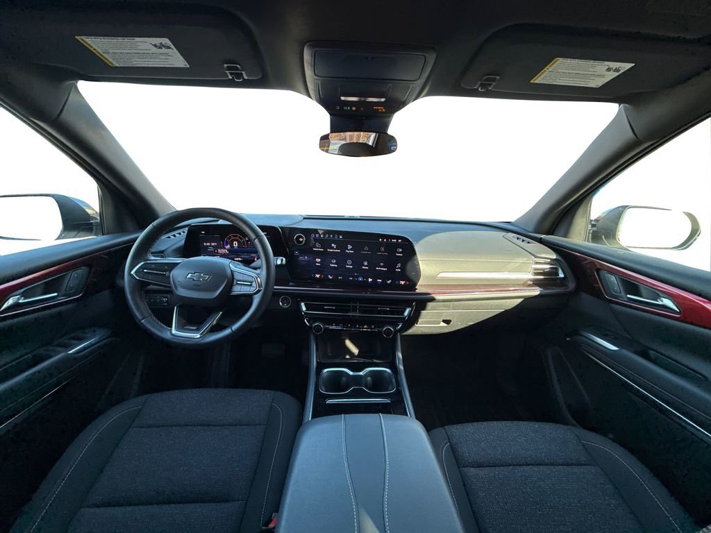 Used 2024 Chevrolet Traverse Z71 AWD/4WD image 19