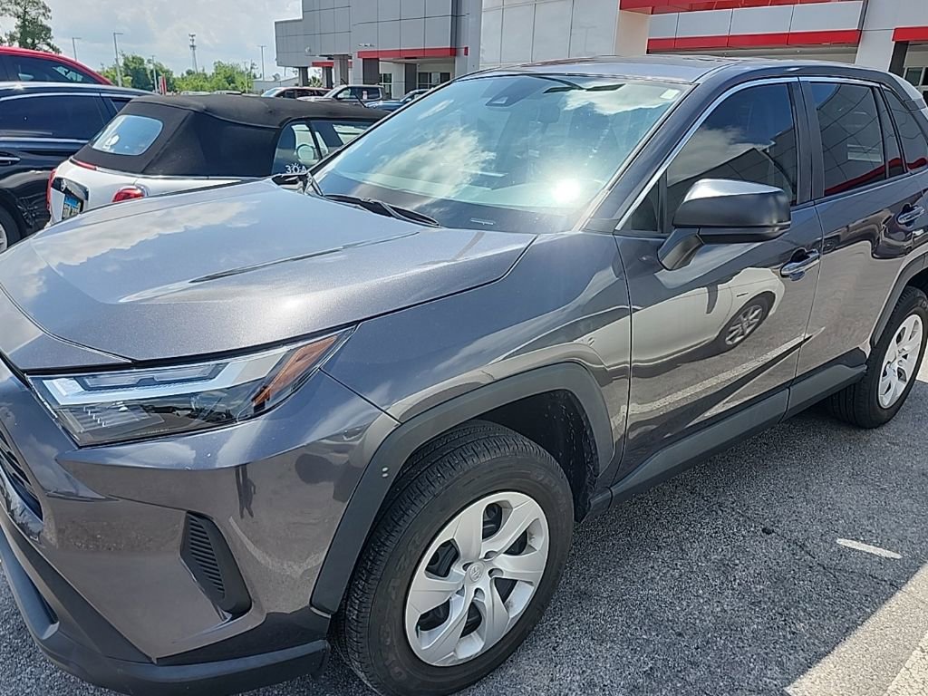 Used 2024 Toyota RAV4 LE FWD image 11
