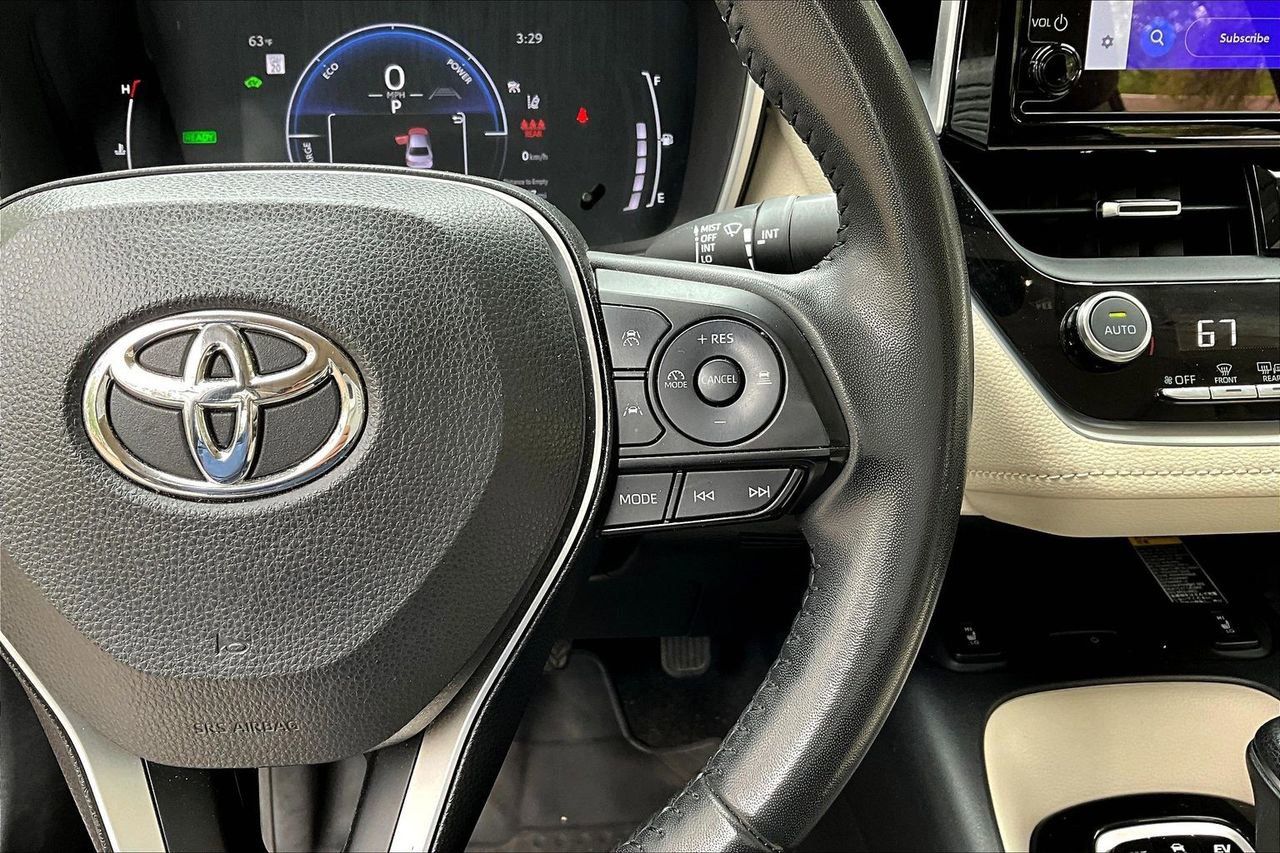 Used 2024 Toyota Corolla XLE FWD image 11