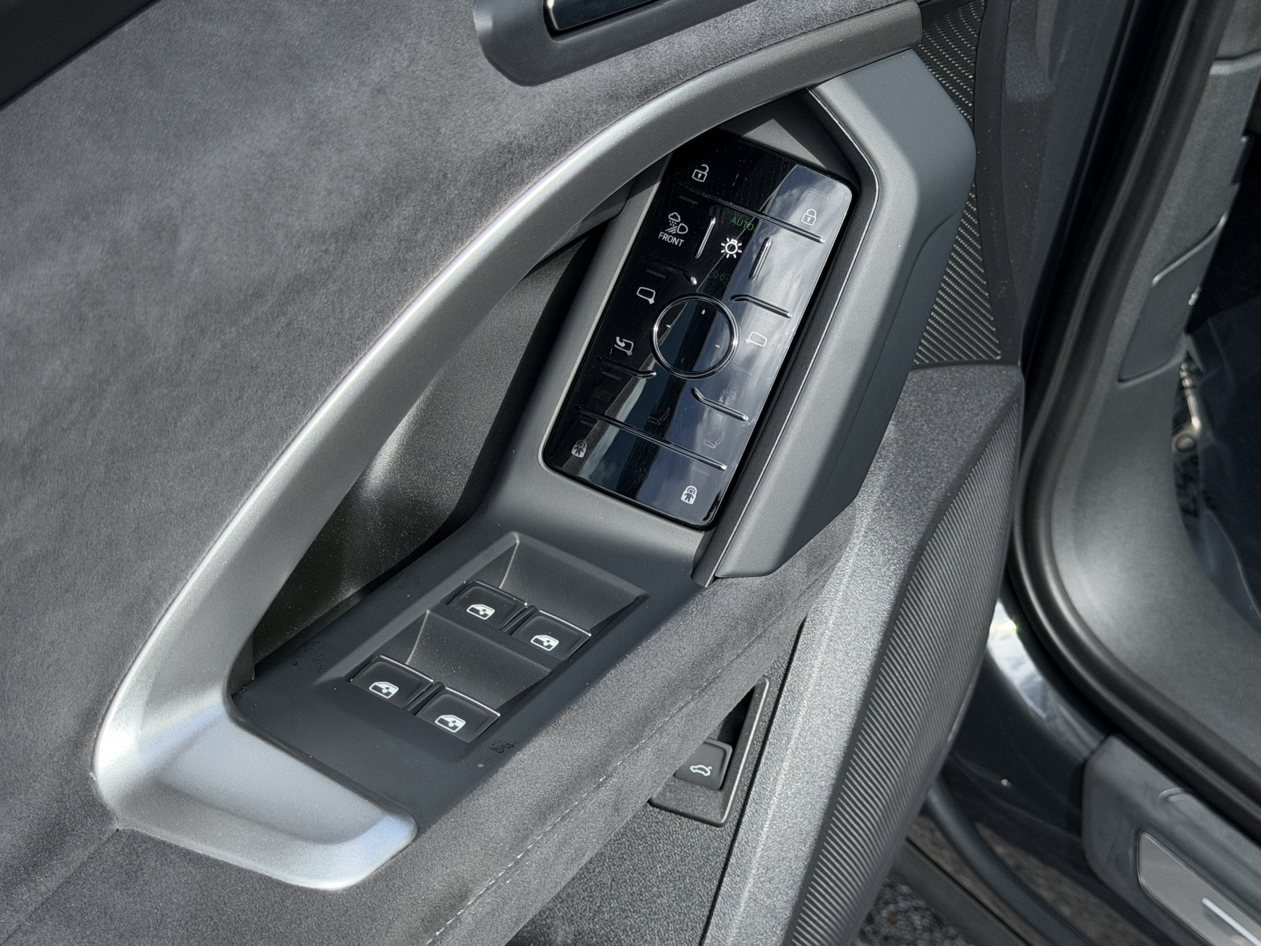New 2026 Audi SQ5 Premium Plus AWD/4WD image 20