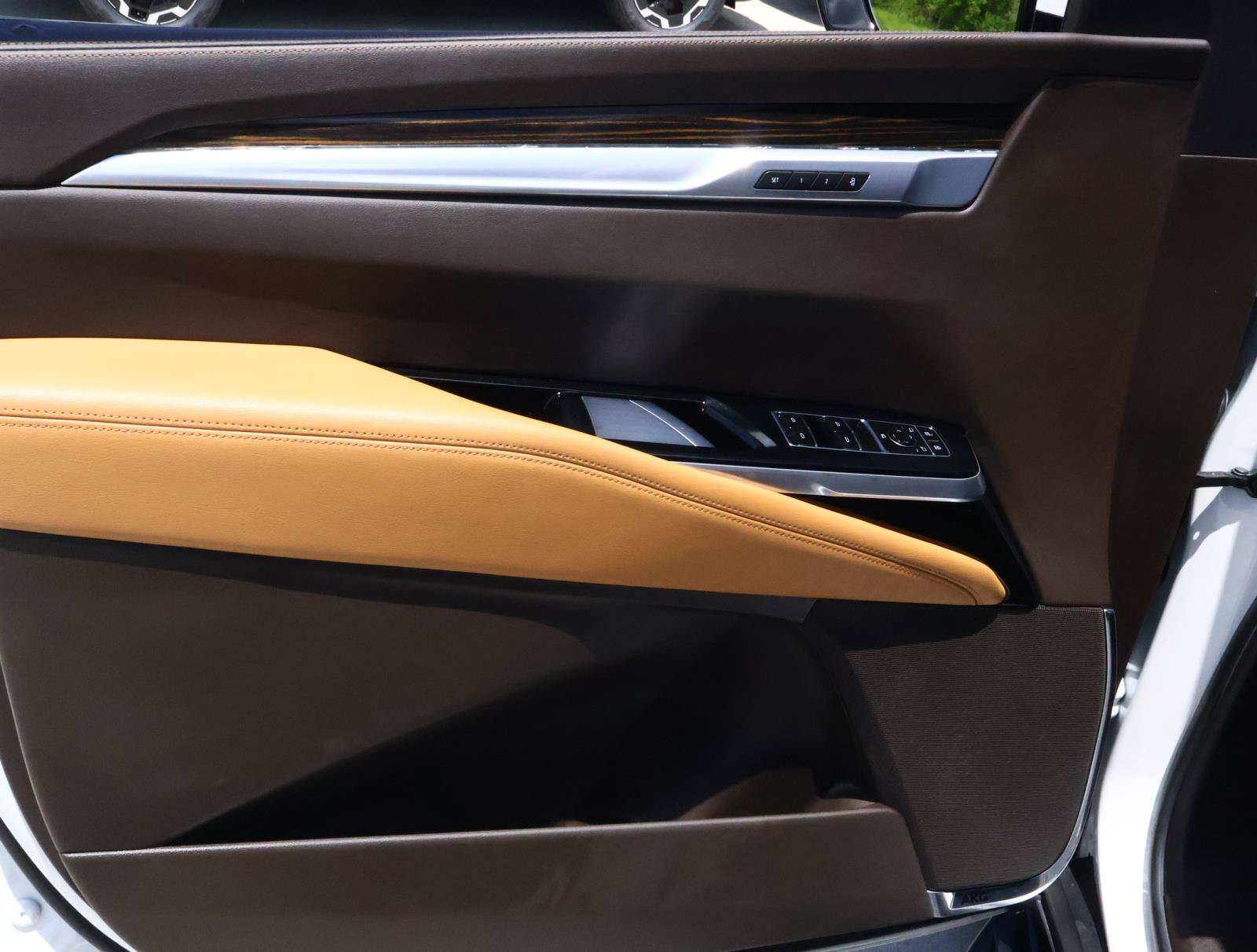 Certified 2025 Cadillac Escalade Premium Luxury RWD image 22